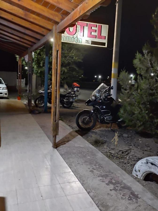 Hotel Juanita Puelches Exteriör bild